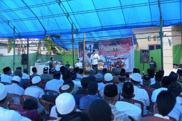 cakka bukber di kediaman orang tua