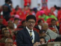 Ichsan YL Lulusan terbaik unhas