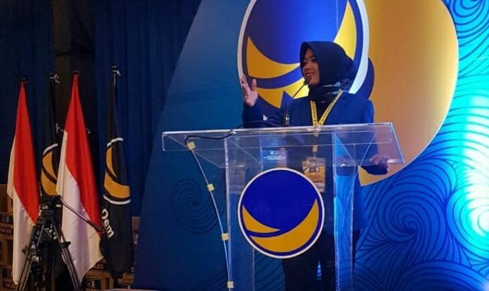 Ceza Tazalea Putri Caleg DPR RI NasDem Usia 21 tahun