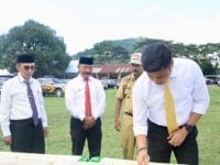 Resmikan Puskesmas Rawat Inap Bontomarannu