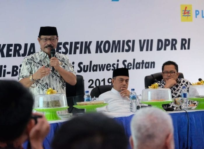Wakil Bupati Gowa, Abd. Rauf Malaganni saat menghadiri Kunjungan Kerja Spesifik Komisi VII DPR RI bersama jajaran PT PLN Persero di Safety Indication Pembangkit Listrik Tenaga Air (PLTA) Bili-Bili, Sabtu (22/6)