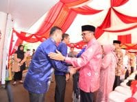Di hari kedua dalam momentum Lebaran, "Open House" yang digelar Gubernur Sulawesi Selatan di Jalan Sungai Tangka Makassar dihadiri 24 kepala daerah se Sulsel, Kamis (6/6/2019).
