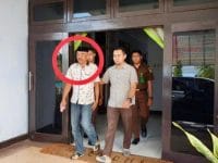 Kepala Cabang Kejaksaan Negeri Bone di Lappariaja (Lapri) Andi Hairil Akhmad memimpin tim mengeksekusi Ruddin Tokkong, Kamis (20/6/2019) siang. - Kepala Cabang Kejaksaan Negeri Bone di Lapariaja/Andi Hairil Akhmad