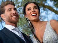 Sergio Ramos bersama istrinya Pilar Rubio berpose di acara pernikahannya, Minggu (16/6/2019)