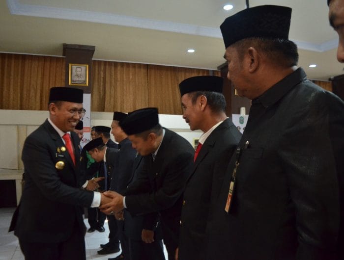 Acara pengambilan sumpah berlangsung diruang pola kantor Bupati Takalar. (Ist).