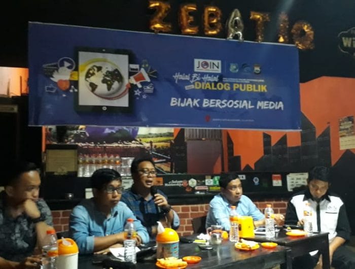 Jurnalis Online Indonesia (JOIN) Kabupaten Bulukumba menggelar Halal Bihalal dan Dialog Publik di Cafe Zebatiq, kota Bulukumba