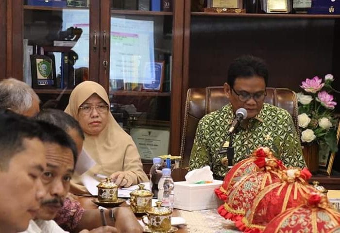 Suardi Saleh menerima kunjungan Tim Pusat KKS (Kabupaten/Kota Sehat).