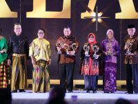 Pemerintah Kota (Pemkot) Makassar menerima penghargaan Kota Layak Anak (KLA) 2019.