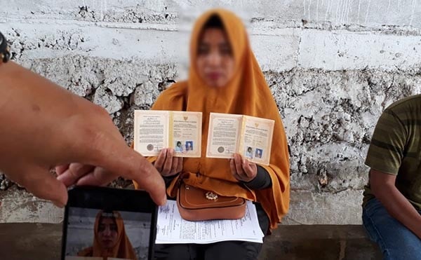 HE saat melaporkan langsung suami ke Sat Reskrim Polres Bulukumba.