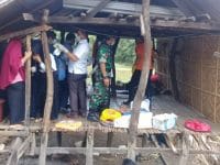 Sawing Daeng Sanggu (70) ditemukan dalam kondisi tak bernyawa, jasadnya mulai membusuk di atas sebuah rumah perkebunan warga, Rabu (3/7/2019).
