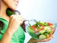 Mengubah tubuh secara dramatis, seperti melakukan diet karbo, terutama bagi mereka yang terbiasa dengan karbohidrat bisa berbahaya untuk kesehatan