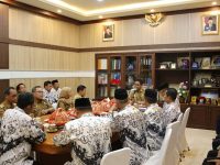Pemerintah Kabupaten (Pemkab) Barru menggelar rapat koordinasi pengurus PGRI Barru.