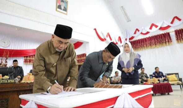 DPRD Bantaeng Tetapkan Empat Ranperda Menjadi Perda