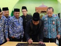 Wagub Sulsel, Andi Sudirman Sulaiman meresmikan masjid Al-Qira’ah SMA Negeri 15 Bulurokeng Kecamatan Biringkanaya