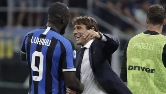 Romelu Lukaku dan Antonio Conte (c) AP Photo