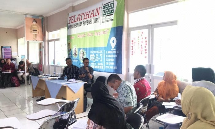 15 Sekolah Dasar Ikut Pengembangan Potensi Guru