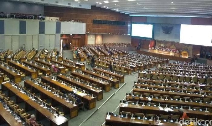 Rapat Paripurna DPR pengesahan revisi UU KPK. (Detikcom)