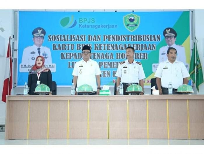 Sosialisasi dan Pendistribusian Kartu BPJS Ketenagakerjaan kepada Tenaga Honorer.