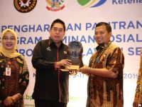Raih Penghargaan Paritrana 2019, Pemkot Makassar dapat Hadiah Mobil