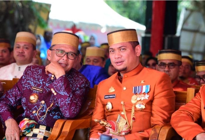 Gubernur Sulsel dan Bupati Gowa di kegiatan Hari Jadi Gowa ke-699 Tahun.