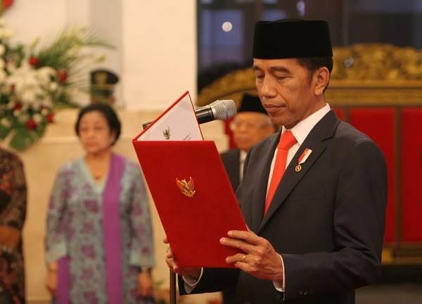 Jokowi Beri Gelar Pahlawan Nasional untuk Enam Tokoh, Ini Nama-namanya