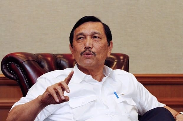 Luhut Yakin Dollar AS Bisa Turun ke Rp 10.000