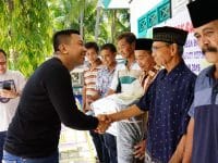 MBA Serahkan Bantuan Pemberdayaan Masyarakat di Desa Barat Lambongan