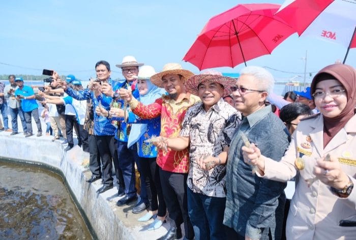 Menteri Kelautan dan Perikanan, Edhy Prabowo Resmikan Industri Udang di Barru