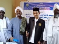 UAS Raih Gelar Doktor dengan Predikat Cum Laude di Sudan