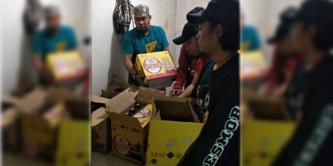 Jelang Tahun Baru, Ratusan Botol Miras dan Ballo di Makassar Diamankan Polisi