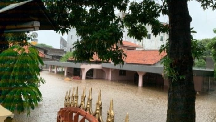 Sejumlah Titik Banjir Kepung Jakarta