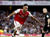 Aubameyang Bertahan di Arsenal