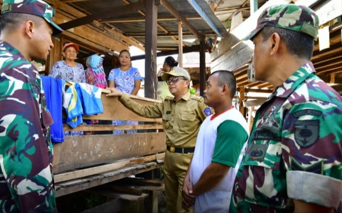 Gubernur Sulel Siapkan Rp 1 M untuk Perbaikan Rumah Korban Bencana Alam di Sidrap
