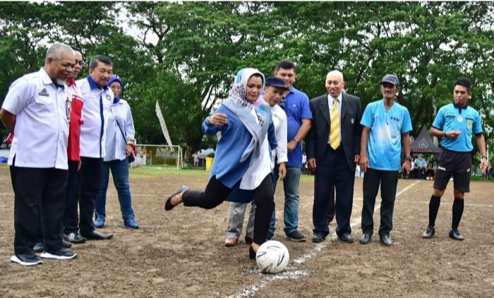 Lies F Nurdin Buka Babak Regional Piala Pertiwi Wilayah Sulsel