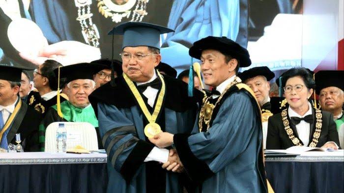 Jusuf Kalla Dianugerahi Gelar Doktor Honoris Causa di ITB