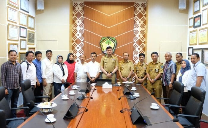 IKA HIPMA Gowa menemui Bupati Gowa Adnan Purichta Ichsan.