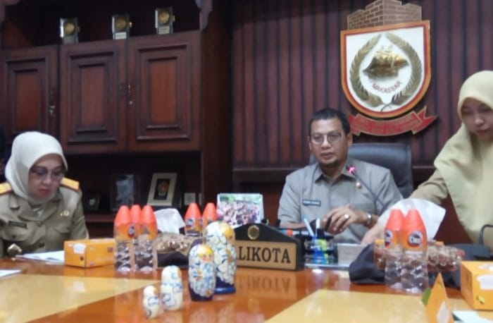 Pj Wali Kota Makassar, Iqbal Suhaeb.