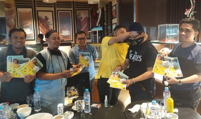 Partai Golkar Serentak Bagikan 8000 Masker Gratis