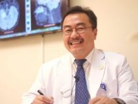 Komandan Gugus Penanganan Covid-19 Jatim, dr Joni Wahyuhadi