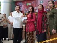 Pasien sembuh dari corona dapat ramuan dari Presiden.