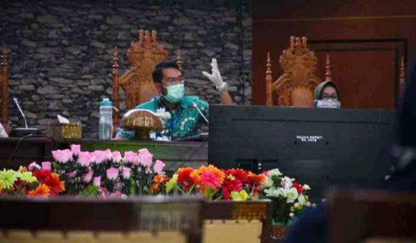 Bentuk Tim Kerja, Bupati Sinjai Intruksikan OPD Proaktif dalam Penanganan Covid-19