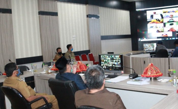 Melalui Video Conference, Bupati Barru Bacakan LKPJ 2019 di Rapat Paripurna DPRD