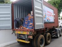 Kima Serahkan Satu Kontainer Bantuan CSR ke Gubernur untuk Penanggulangan Covid-19