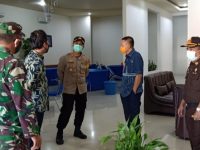 Basli Ali Pantau Isolasi Penumpang Wings Air