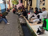 KNPI Kota Makassar Gandeng PP dan KNPI Tamalate Lakukan Penyemprotan Desinfektan