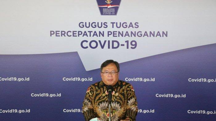Menristek/Kepala BRIN Bambang Brodjonegoro saat memberikan keterangan di kantor Graha BNPB Jakarta