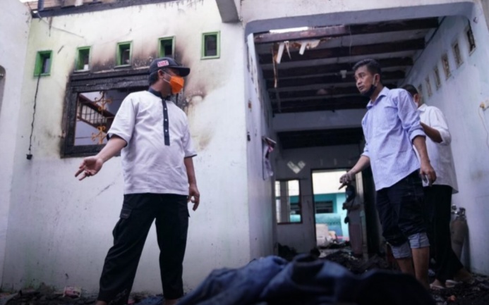 Wagub Sulsel Sambangi Korban Kebakaran di Maccini Parang Makassar