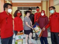 Fraksi PDI Perjuangan DPRD Makassar Kunjungi Panti Jompo