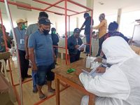 Gugus Tugas Covid-19 Selayar Gelar Rapid Test Gratis di Pelabuhan Pamatata