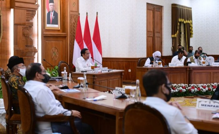 Kebijakan Kesehatan dan Pemulihan Ekonomi Harus Berjalan Beriringan